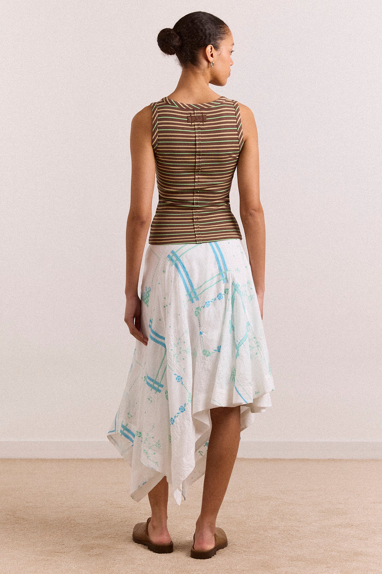 Corinne Hanky Hem Midi Skirt - White/Blue Embroidery - Image 5