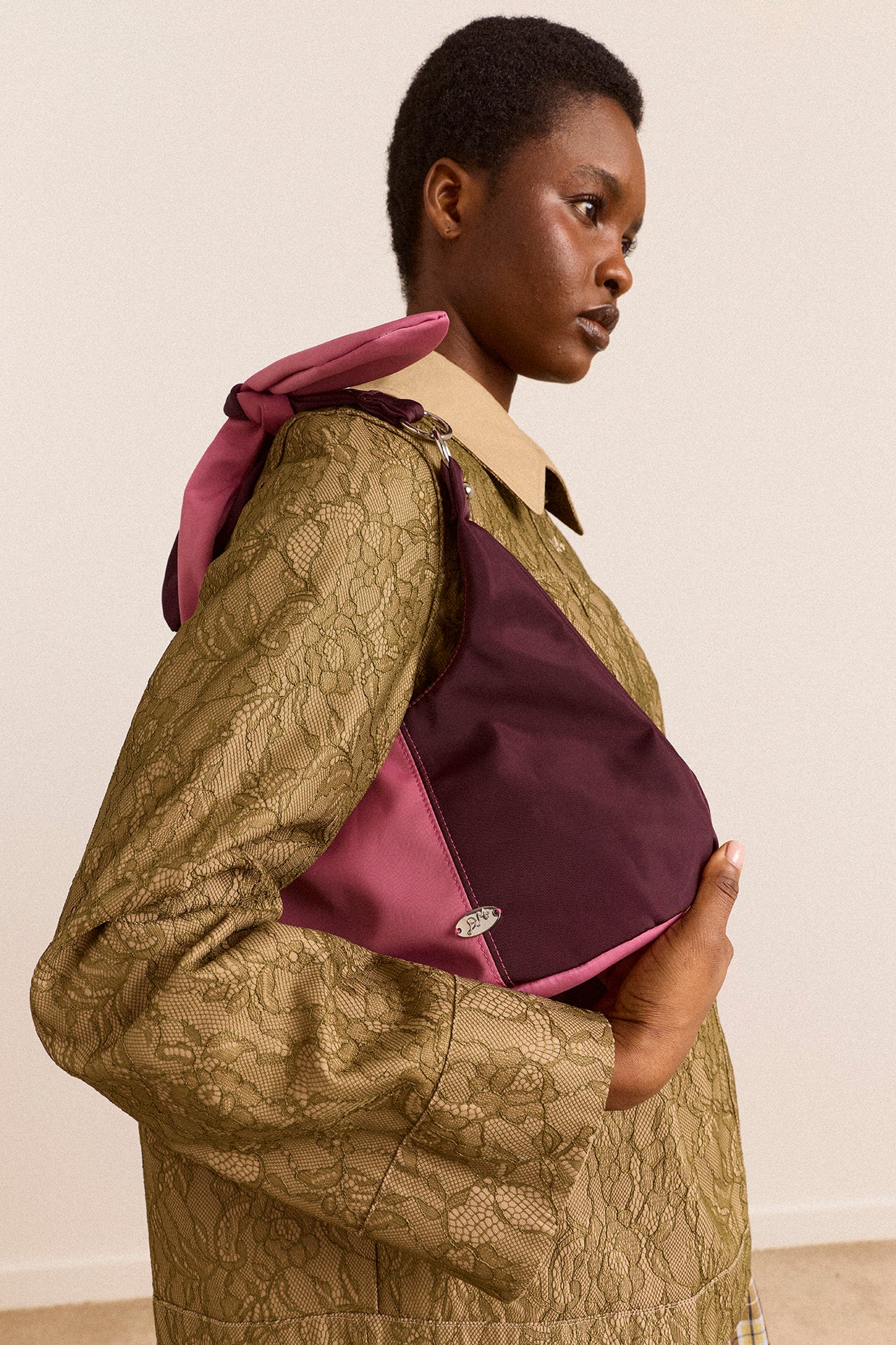 Gene Mini Tie Bag In Pink & Burg Colourblock - Image 2