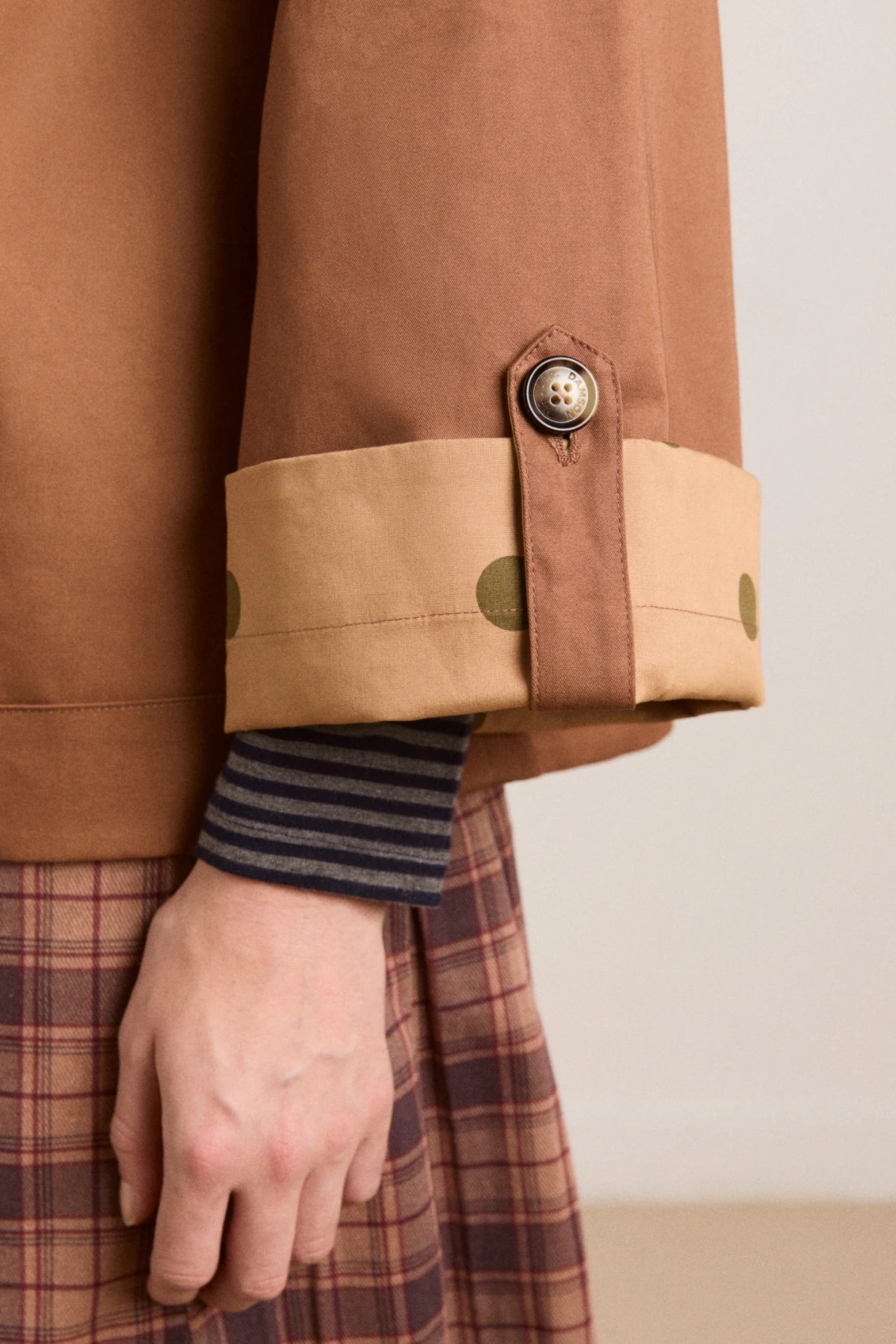 Reversible Jerry Crop Trench Coat - Camel Spot - Image 19