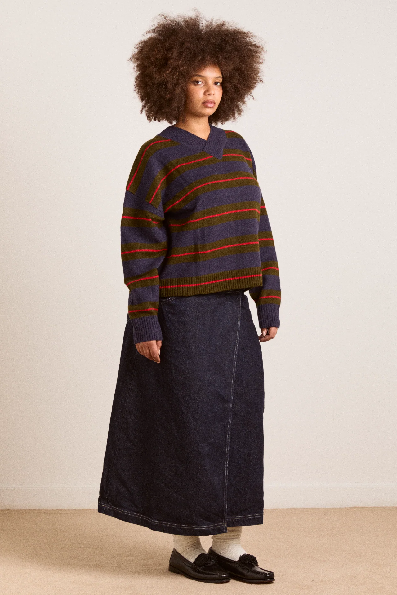 Odette V-Neck Merino Wool Jumper-Olive/Navy Stripe - Image 7