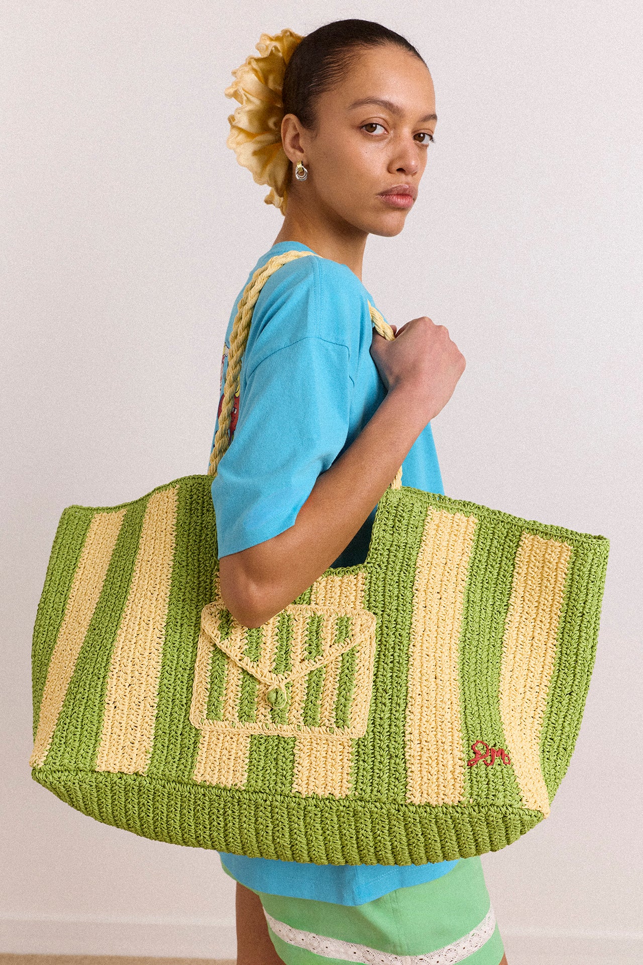 Orla Oversized Raffia Beach Bag - Apple Stripe - Image 2