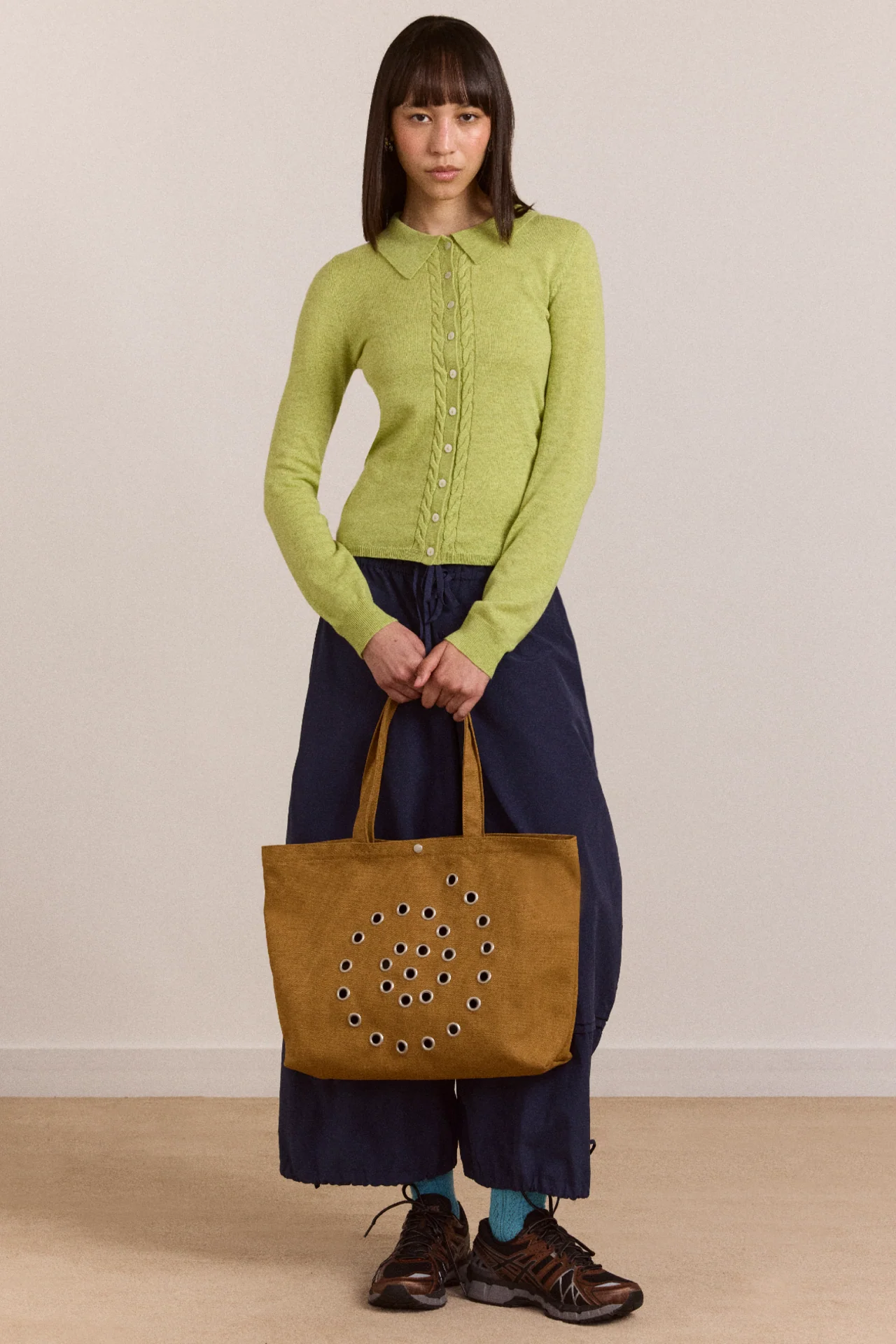 Raine Swirly Eyelet Tote Bag - Toffee - Image 2