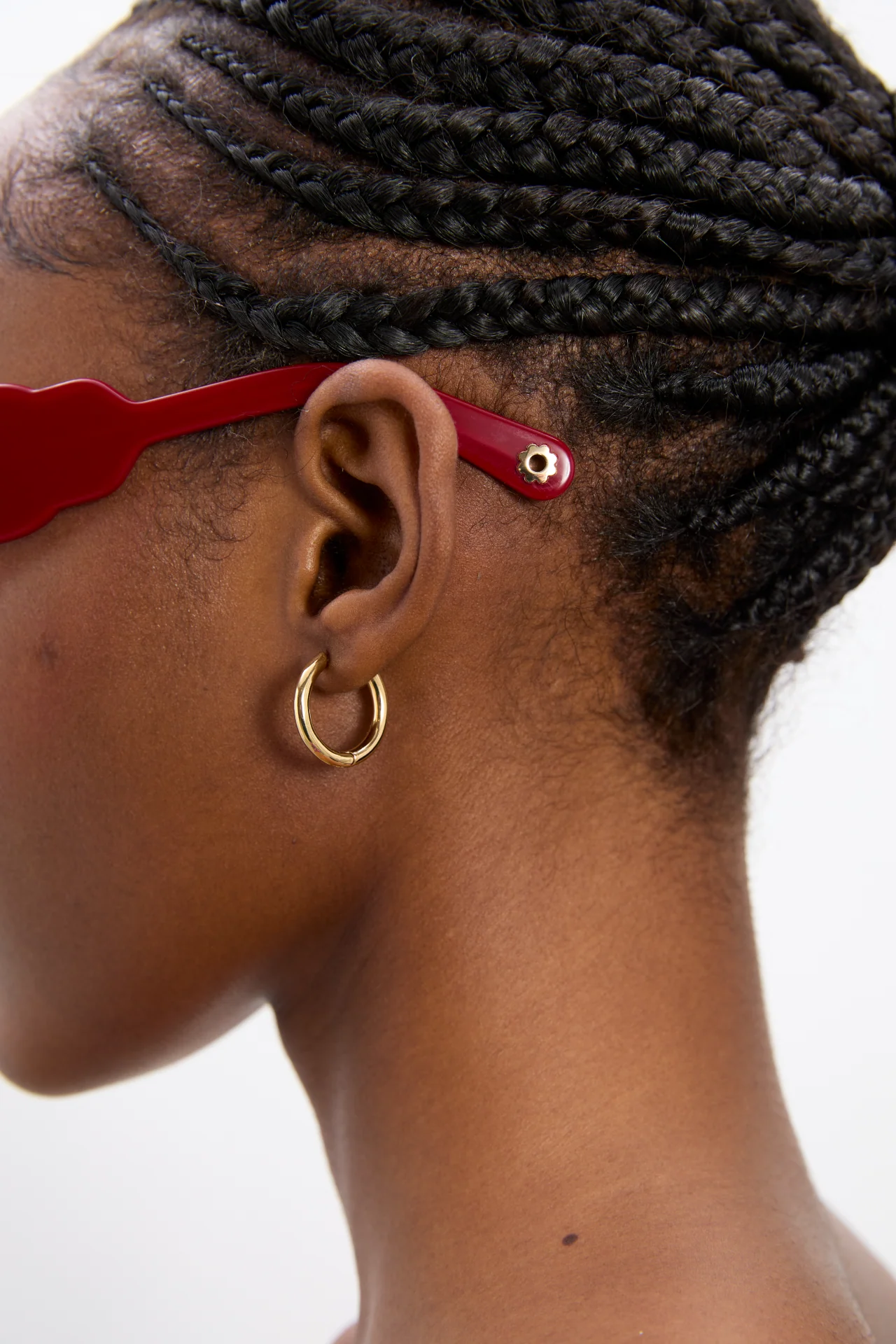 Round Square Sunglasses With Charm Detail - Red - Image 4