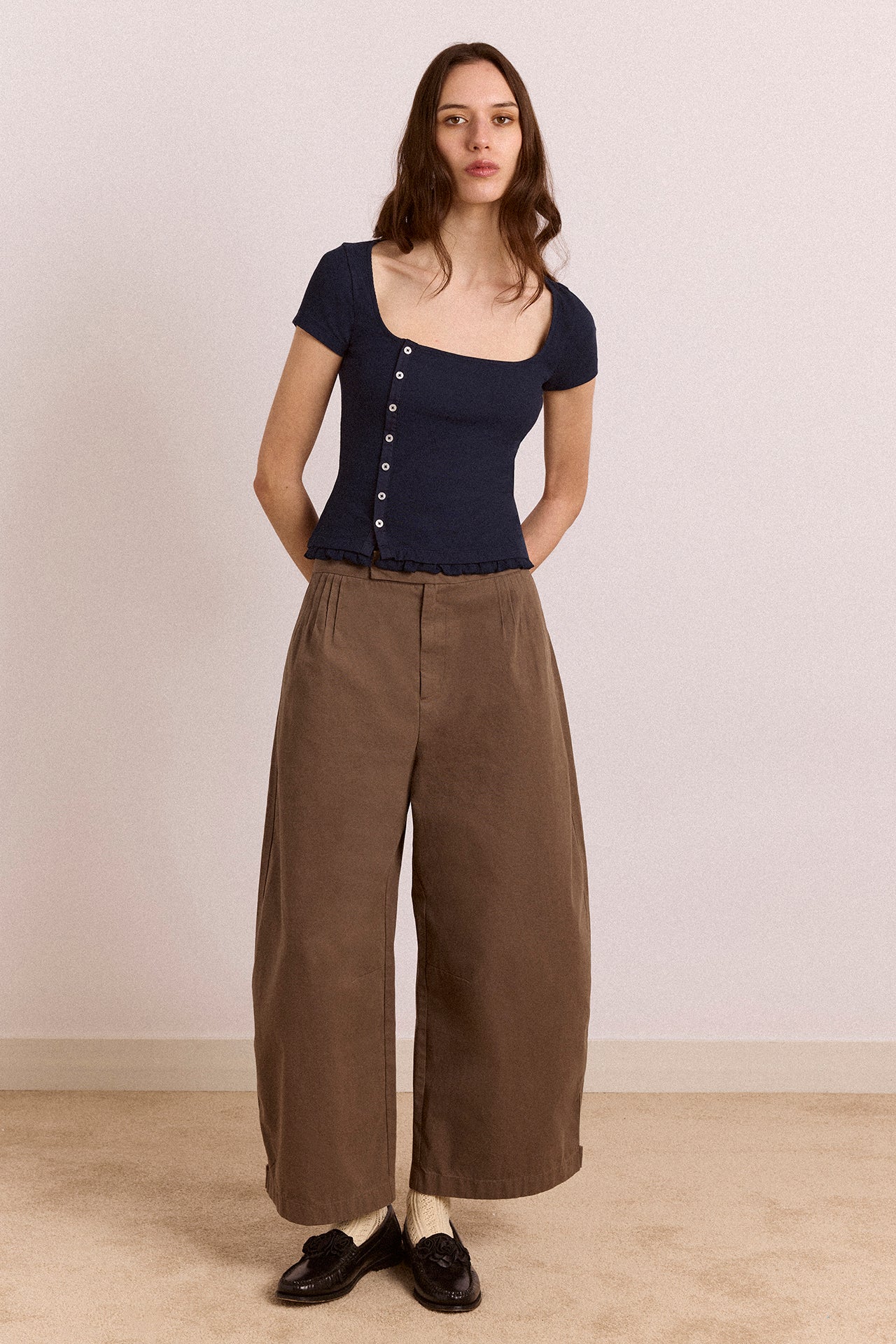 Safah Tailored Barrel Trouser - Brown - Image 2